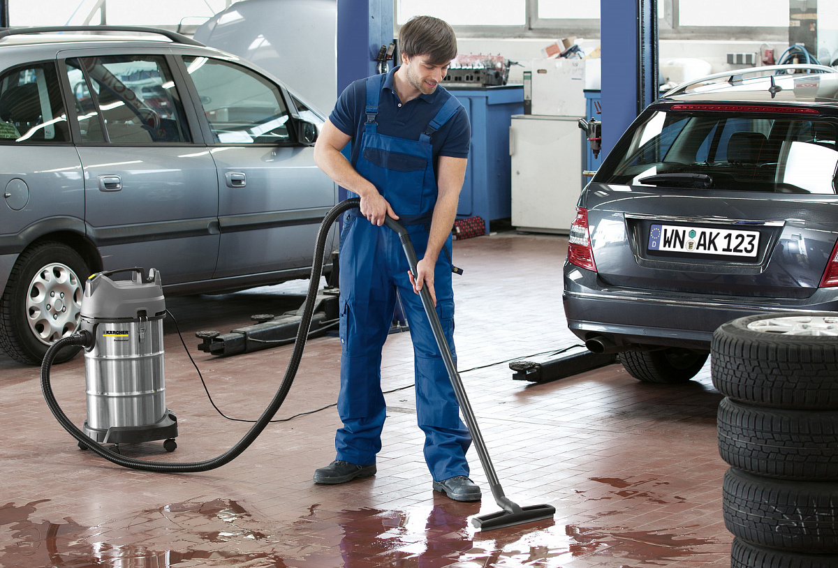 Пылесос Karcher NT 38/1 Me Classic