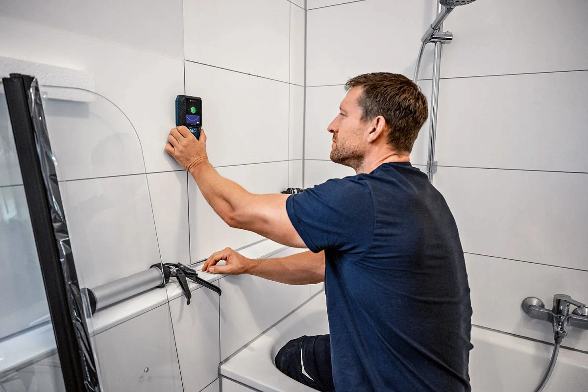Детектор скрытой проводки и металла Bosch GMS 120-27