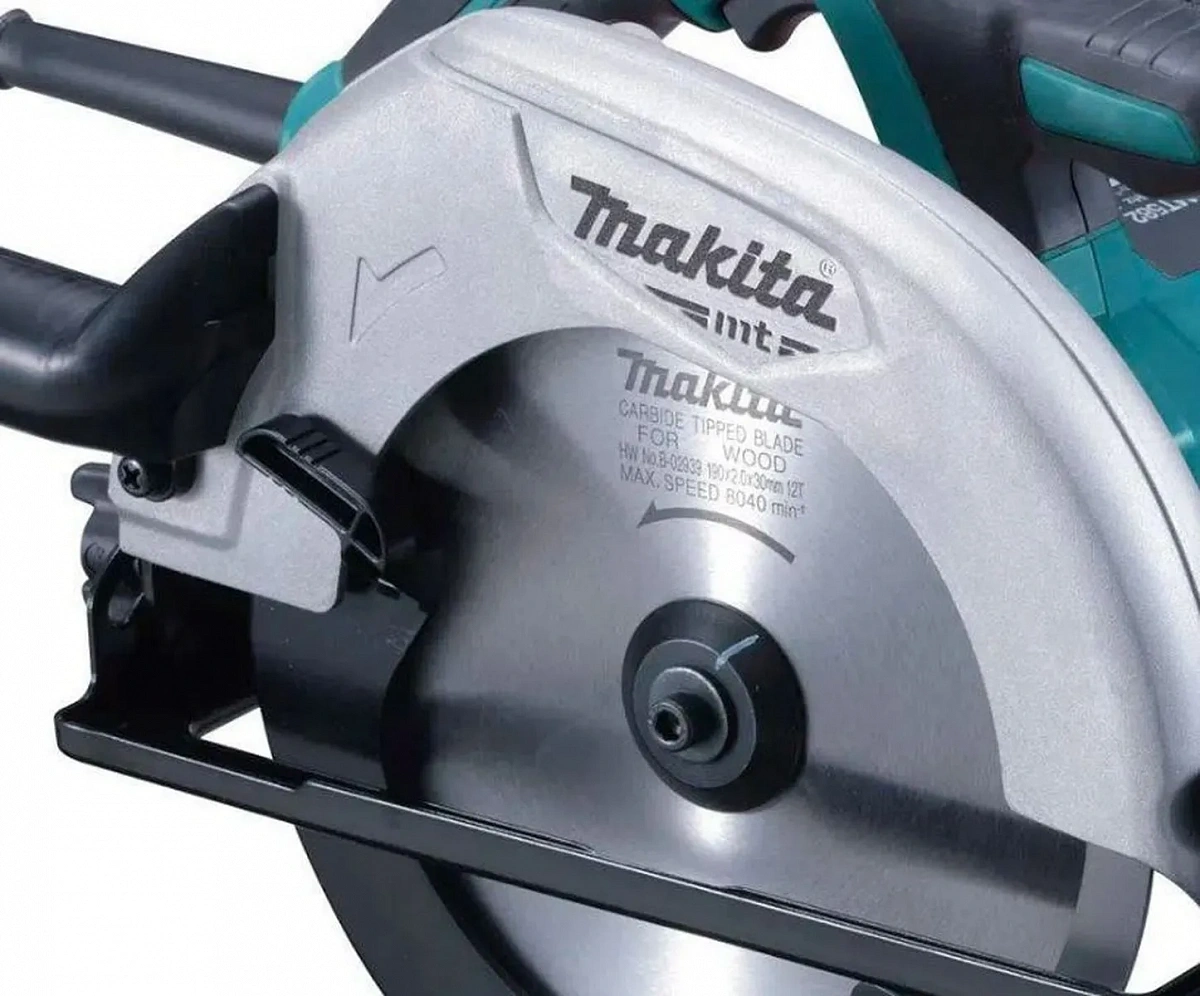 Пила дисковая циркулярная MAKITA M5802, 30мм